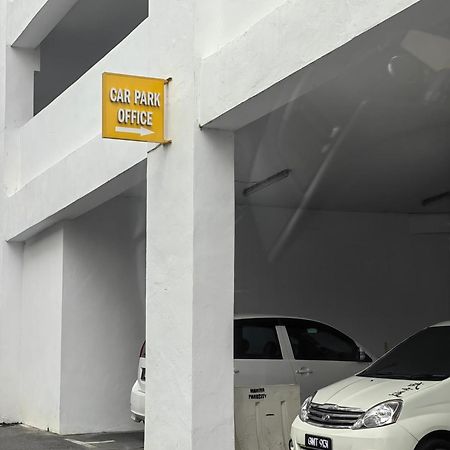 Homezstay Soho Timesquare Miri Esterno foto
