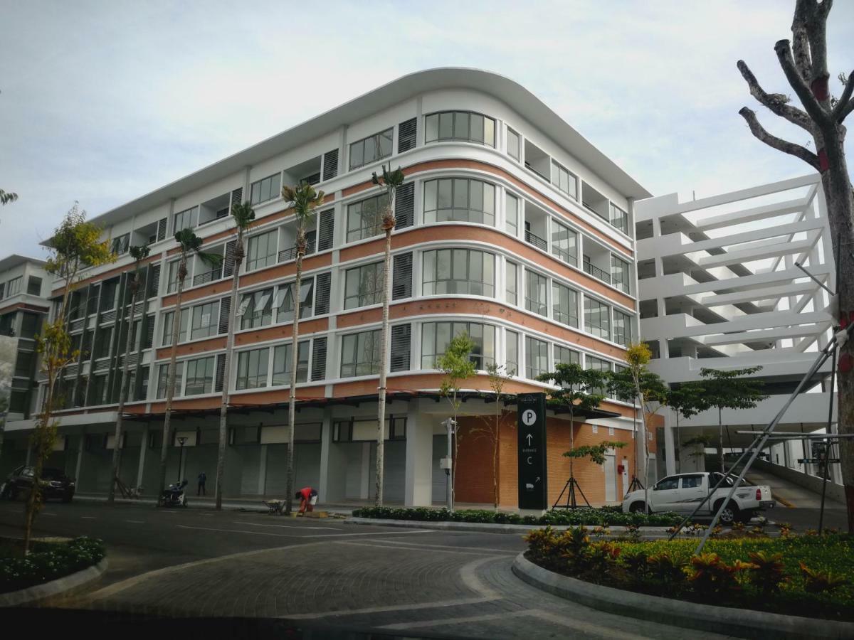 Homezstay Soho Timesquare Miri Esterno foto